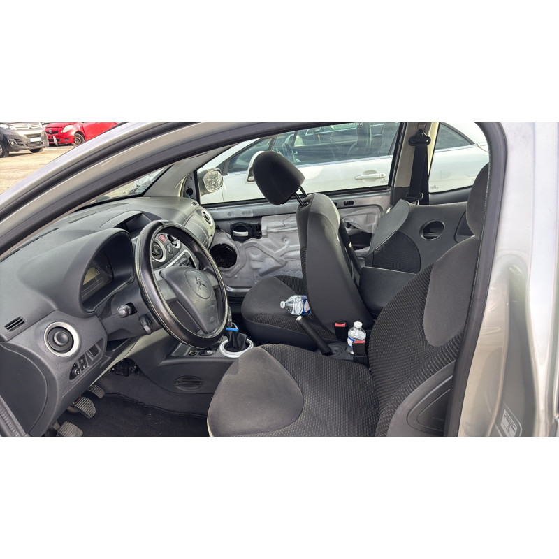 Poignee porte avant droit CITROEN C2 Photo n°15