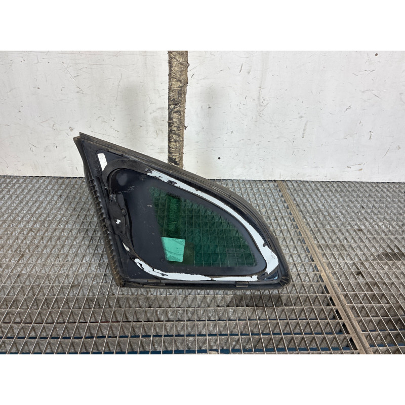 Custode arriere droit RENAULT MEGANE 3 Photo n°3