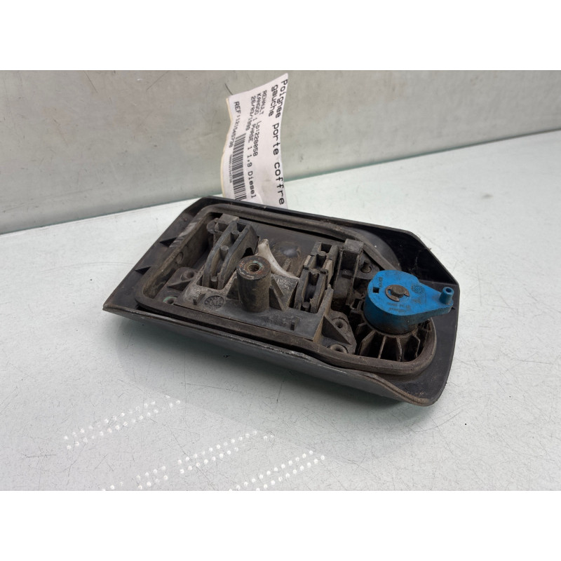 Poignee porte coffre gauche RENAULT KANGOO 1 Photo n°1