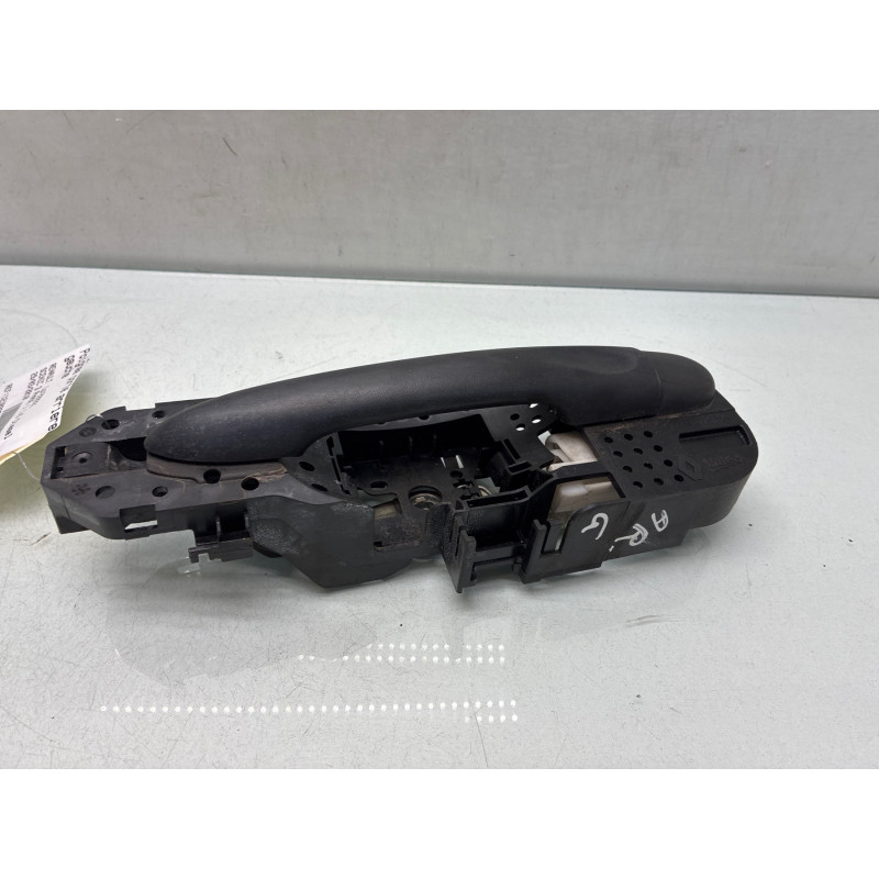 Poignee porte arriere gauche RENAULT SCENIC 3 Photo n°3