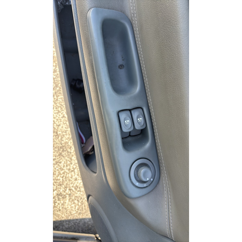 Poignee interieur avant gauche RENAULT TWINGO 1 Photo n°13