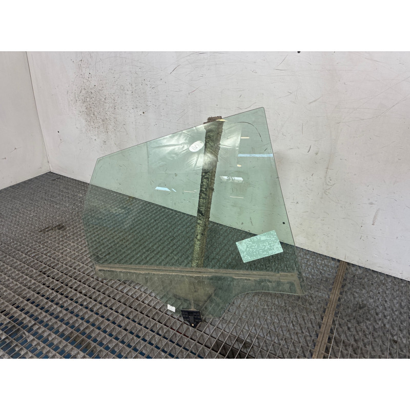 Vitre arriere droit KIA CEE-D 3 SPORT WAGON Photo n°3