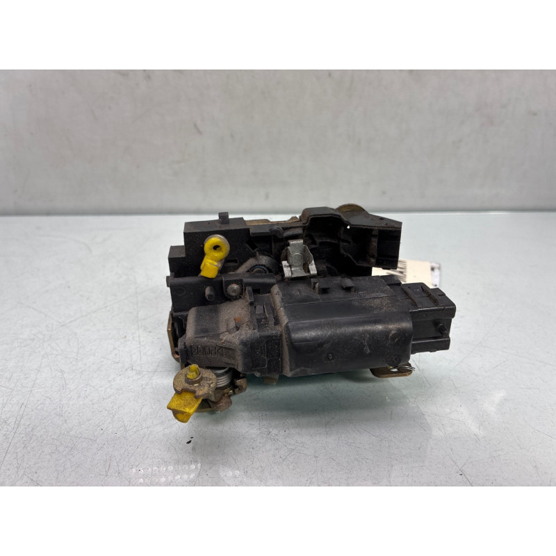 Serrure avant gauche RENAULT MASTER 2 Photo n°3