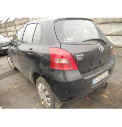 Vitre avant droit TOYOTA YARIS 2