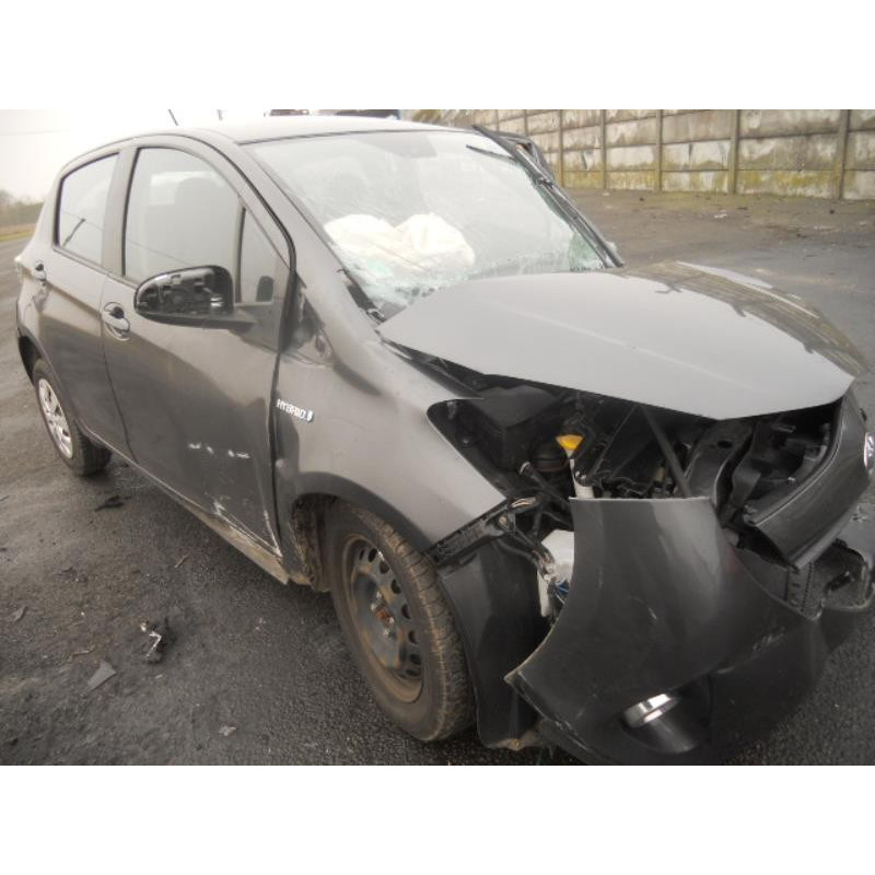 Vitre arriere droit TOYOTA YARIS 3 Photo n°3