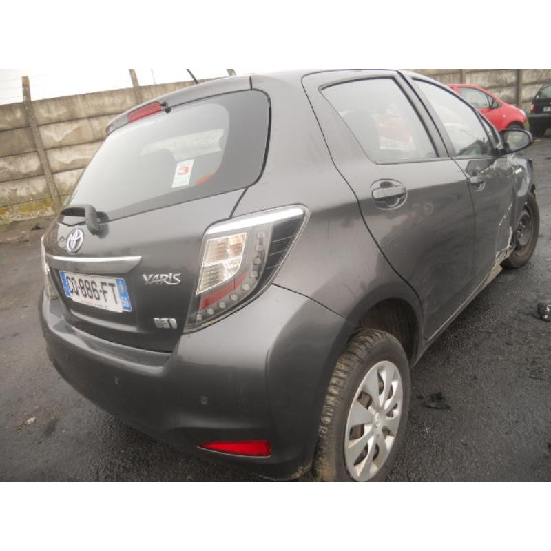 Vitre arriere droit TOYOTA YARIS 3 Photo n°4