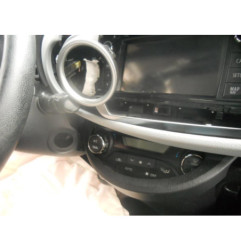 Vitre arriere droit TOYOTA YARIS 3