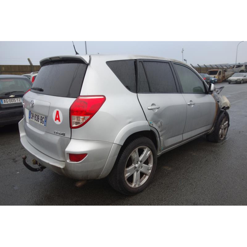 Vitre arriere droit TOYOTA RAV4 3 Photo n°3
