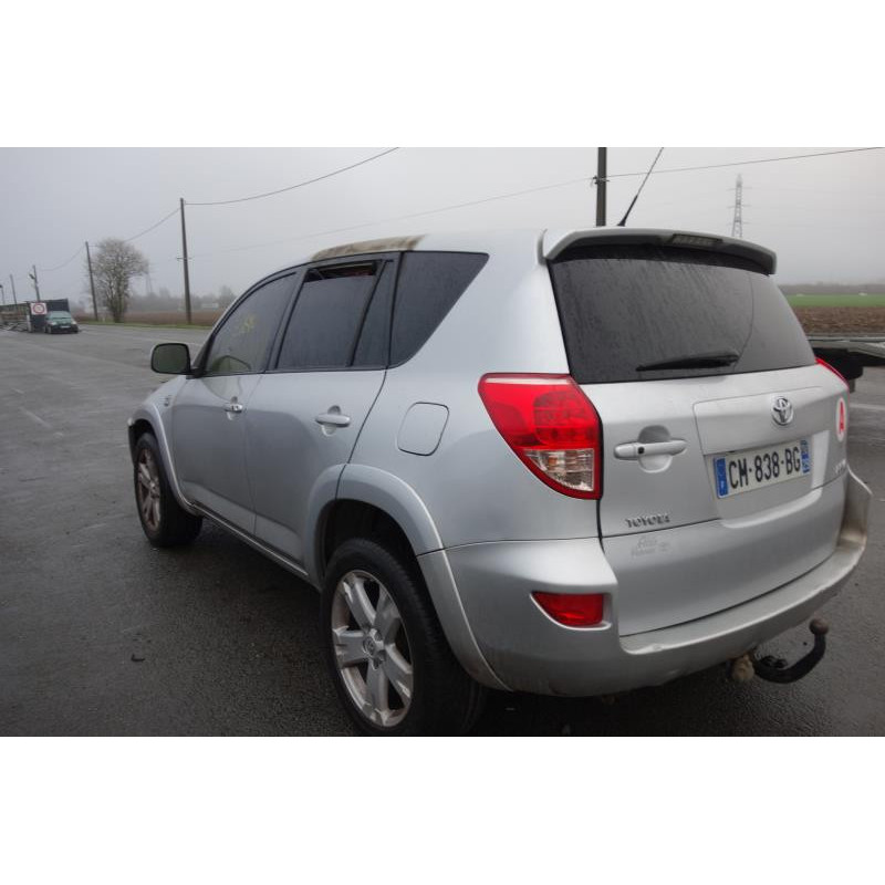 Vitre arriere droit TOYOTA RAV4 3 Photo n°4