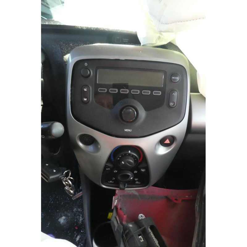 Vitre arriere droit TOYOTA AYGO 2 Photo n°3