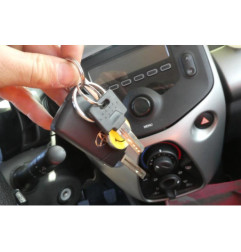 Vitre arriere droit TOYOTA AYGO 2