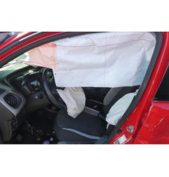 Vitre arriere droit TOYOTA AYGO 2