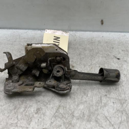 Serrure avant droit RENAULT B70