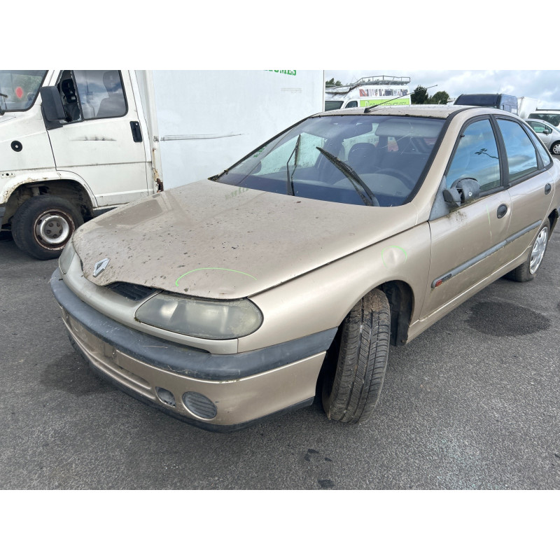 Bandeau de feu malle/hayon RENAULT LAGUNA 1 Photo n°7