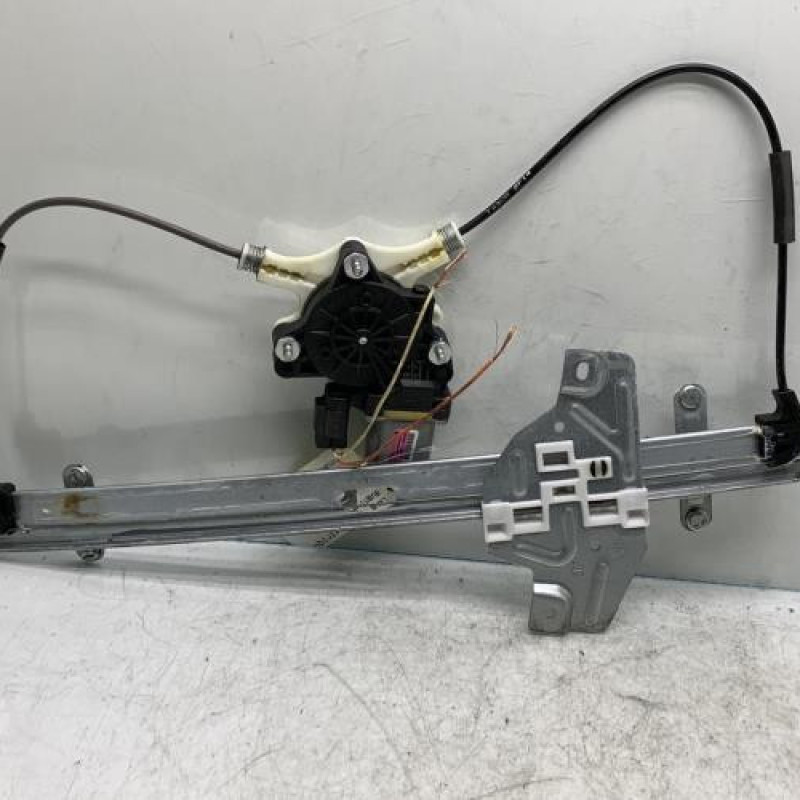 Leve vitre electrique avant droit KIA PICANTO 2 Photo n°1