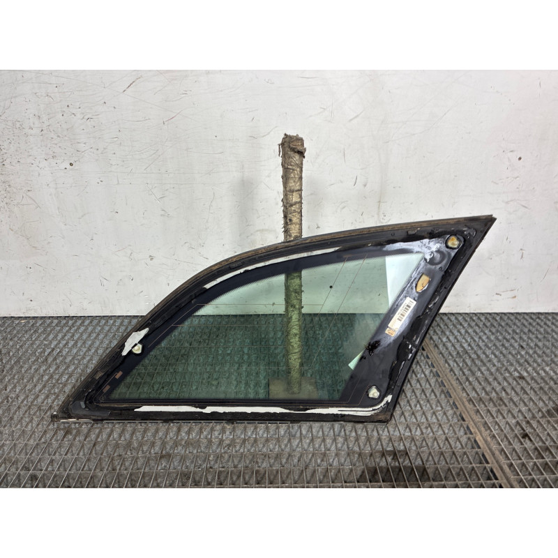 Custode arriere gauche MERCEDES CLASSE C 204 Photo n°3