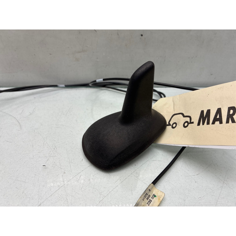 Antenne MERCEDES CLASSE C 204 Photo n°4