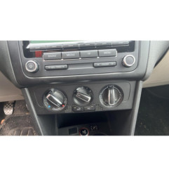 Leve vitre electrique avant droit VOLKSWAGEN POLO 5