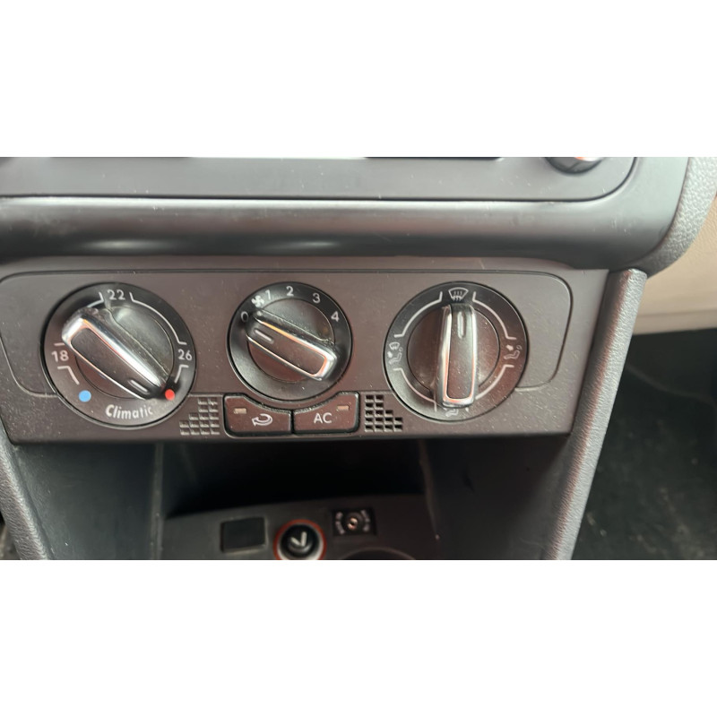 Leve vitre electrique avant droit VOLKSWAGEN POLO 5 Photo n°15