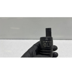 Pompe lave glace avant MERCEDES CLASSE C 204