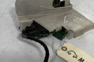 Serrure avant droit VOLKSWAGEN GOLF 4