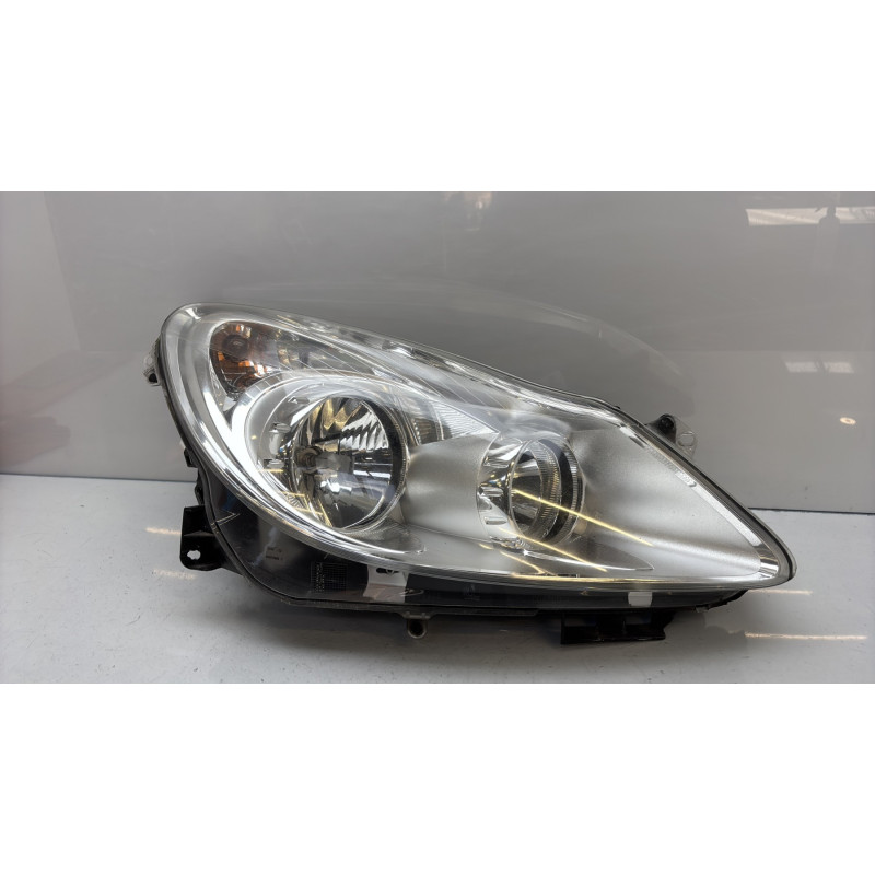 Optique avant principal droit (feux)(phare) OPEL CORSA D Photo n°1
