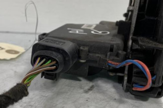 Serrure avant gauche VOLKSWAGEN GOLF 4