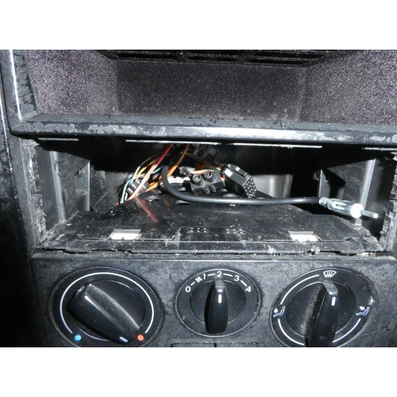 Porte avant droit VOLKSWAGEN GOLF 4 Photo n°6