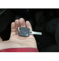 Porte avant droit VOLKSWAGEN GOLF 4