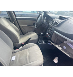 Vitre avant gauche RENAULT CLIO 3
