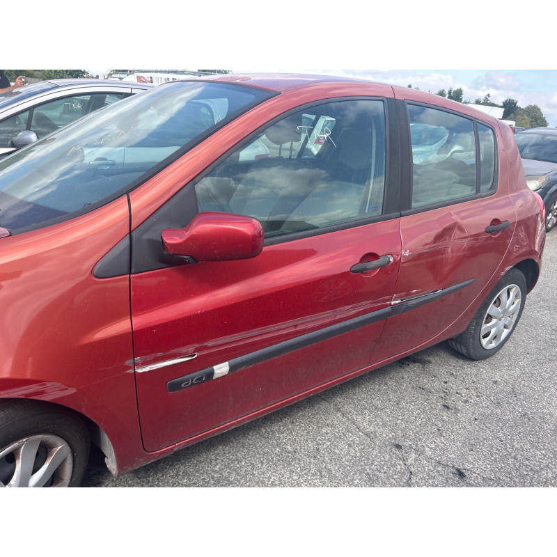 Vitre avant gauche RENAULT CLIO 3 Photo n°20