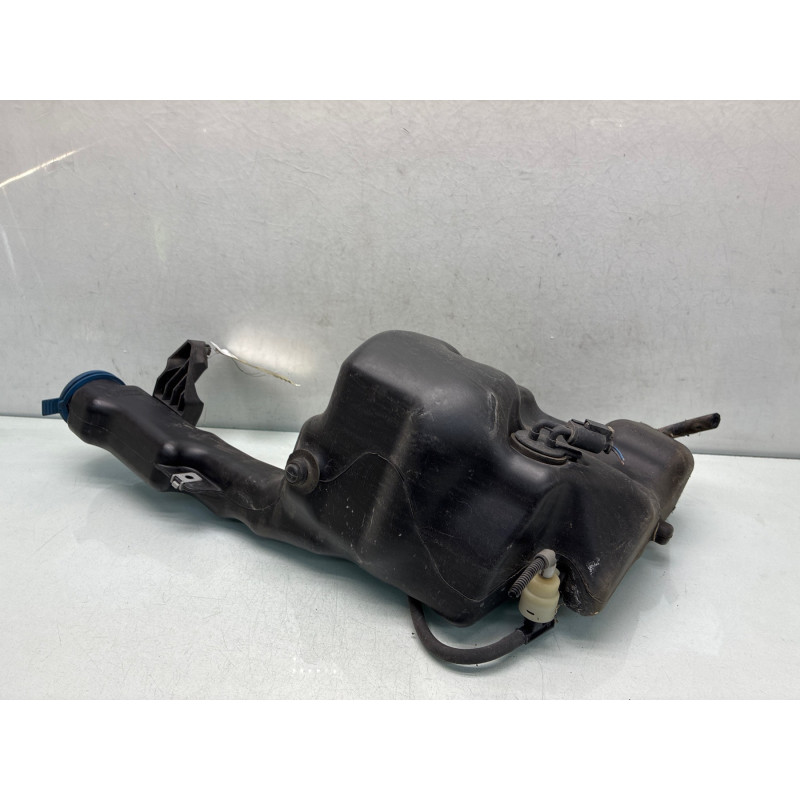 Vase de lave glace MERCEDES CLASSE C 204 Photo n°1