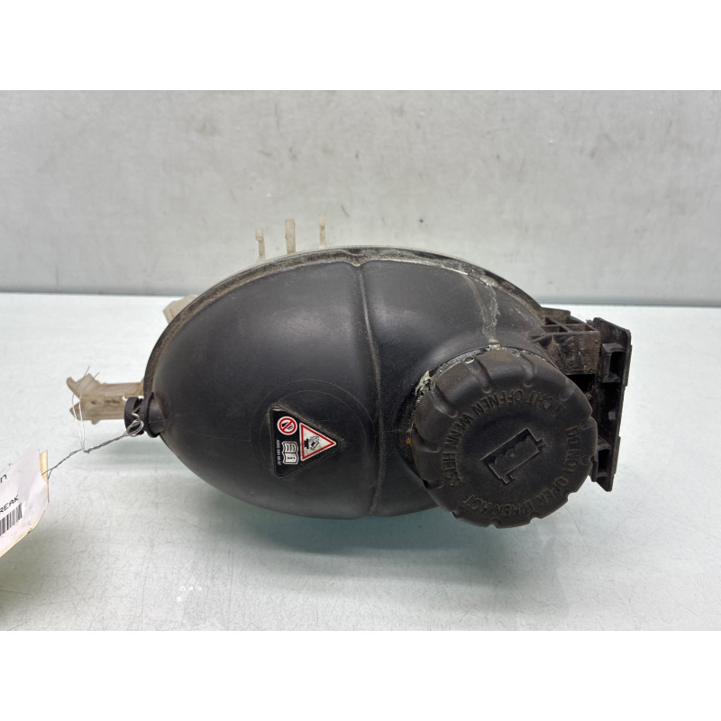 Vase d'expansion MERCEDES CLASSE C 204 Photo n°1