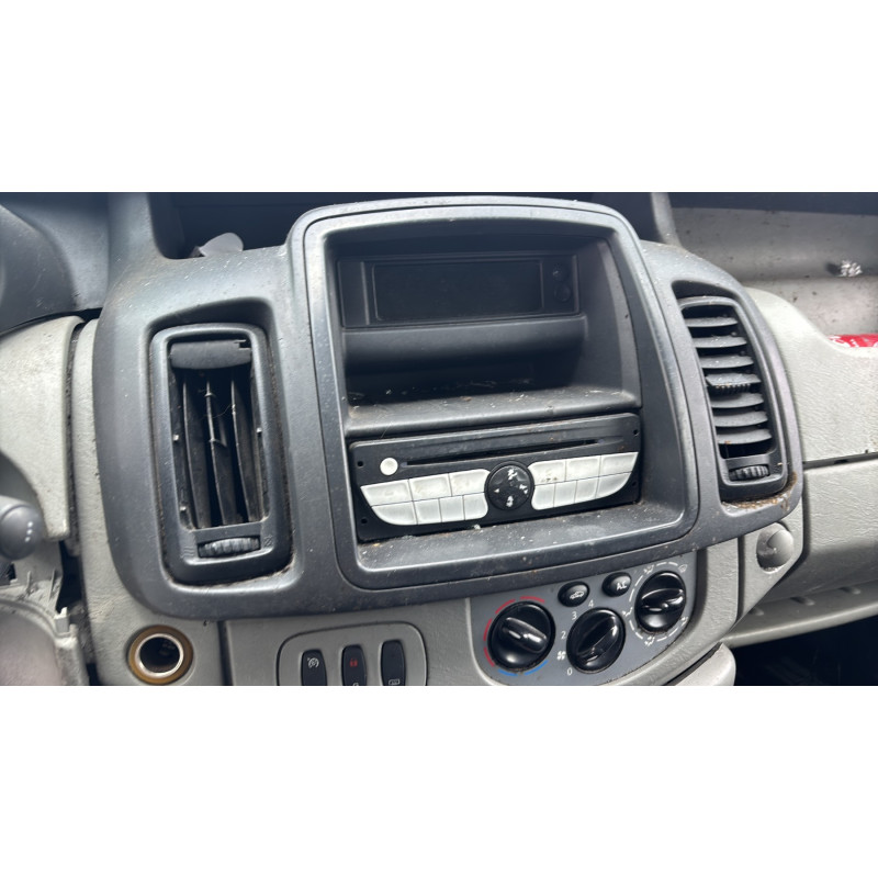 Poignee porte avant droit RENAULT TRAFIC 2 Photo n°20