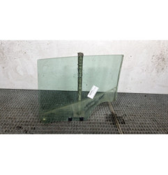 Vitre arriere droit RENAULT CLIO 4