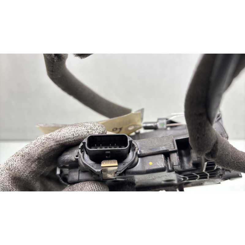 Serrure arriere gauche RENAULT CLIO 4 Photo n°6