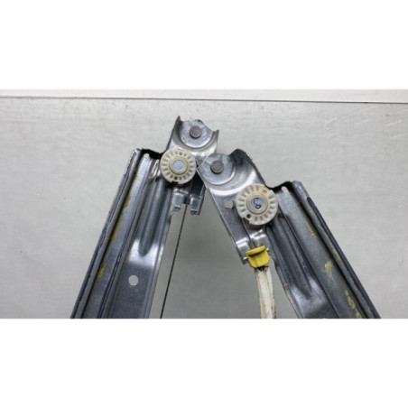 Leve vitre electrique avant droit RENAULT SCENIC 4