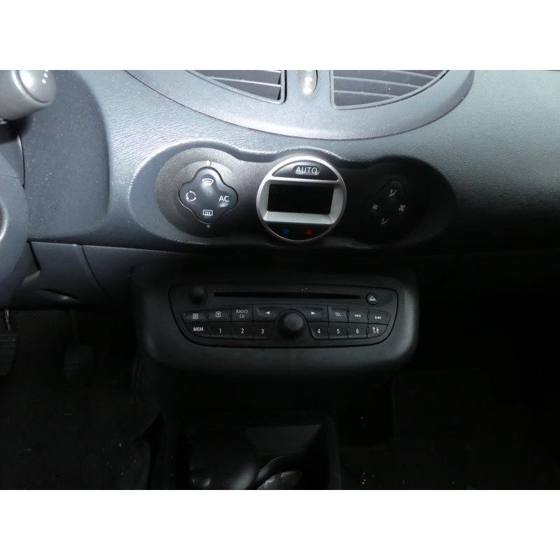 Compte tours RENAULT TWINGO 2 Photo n°9