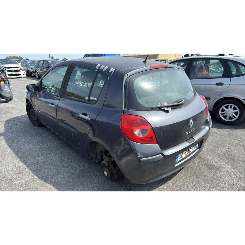 Feu arriere principal gauche (feux) RENAULT CLIO 3 Photo n°7