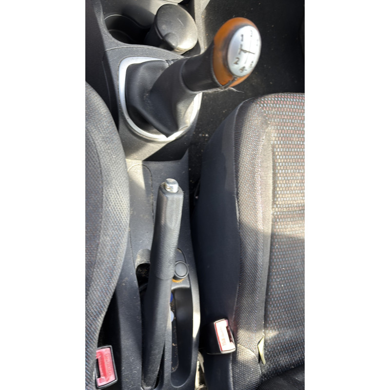 Feu arriere principal gauche (feux) RENAULT CLIO 3 Photo n°17