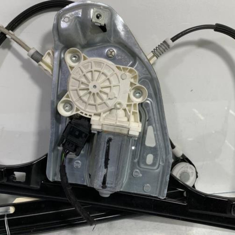 Leve vitre electrique avant droit MERCEDES CLASSE CLC 203 Photo n°3