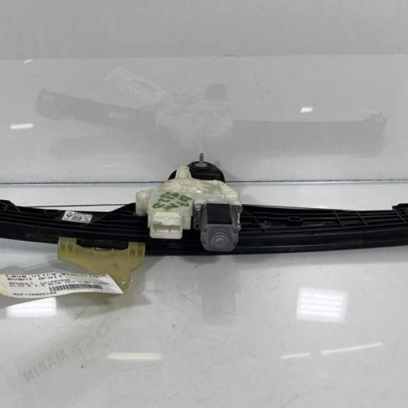 Leve vitre electrique avant droit RENAULT CLIO 5 Photo n°1