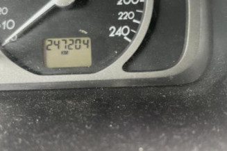 Boitier xenon RENAULT LAGUNA 2