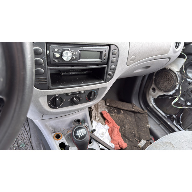 Retroviseur droit CITROEN C3 1 Photo n°20