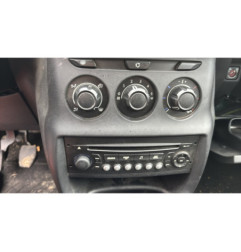 Custode avant gauche (porte) CITROEN C3 2