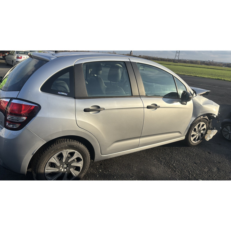 Custode avant gauche (porte) CITROEN C3 2 Photo n°18