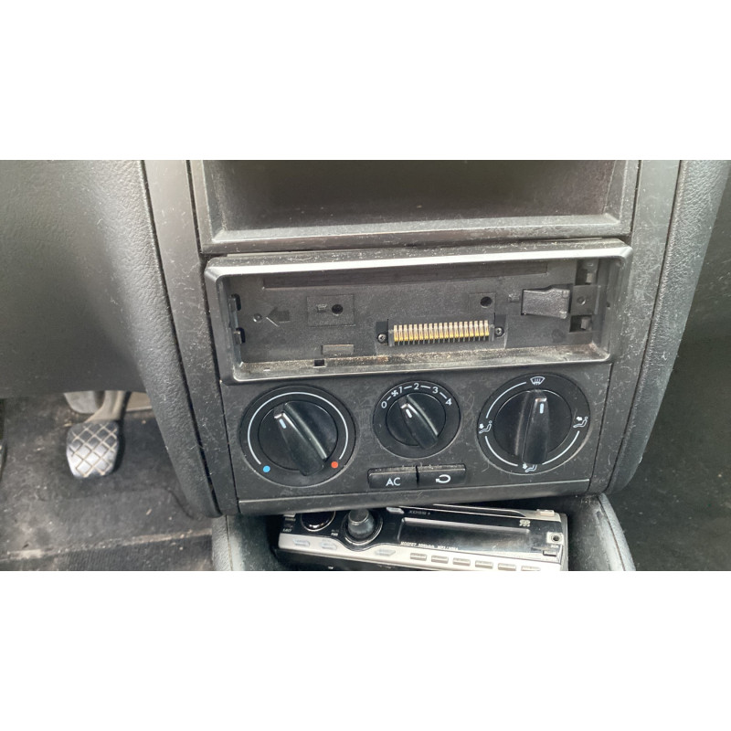Leve vitre electrique avant droit VOLKSWAGEN GOLF 4 Photo n°20