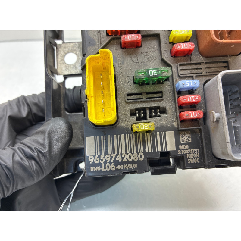 Boitier servitude moteur (BSM) CITROEN C4 1 Photo n°3