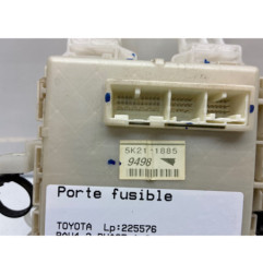 Porte fusible TOYOTA RAV4 3
