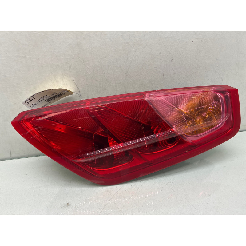 Feu arriere principal droit (feux) FIAT GRANDE PUNTO Photo n°3